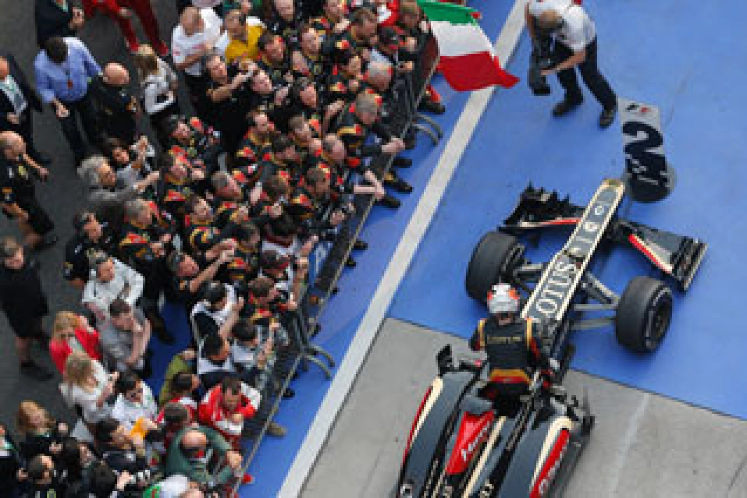 Dimanche : Double podium pour Lotus