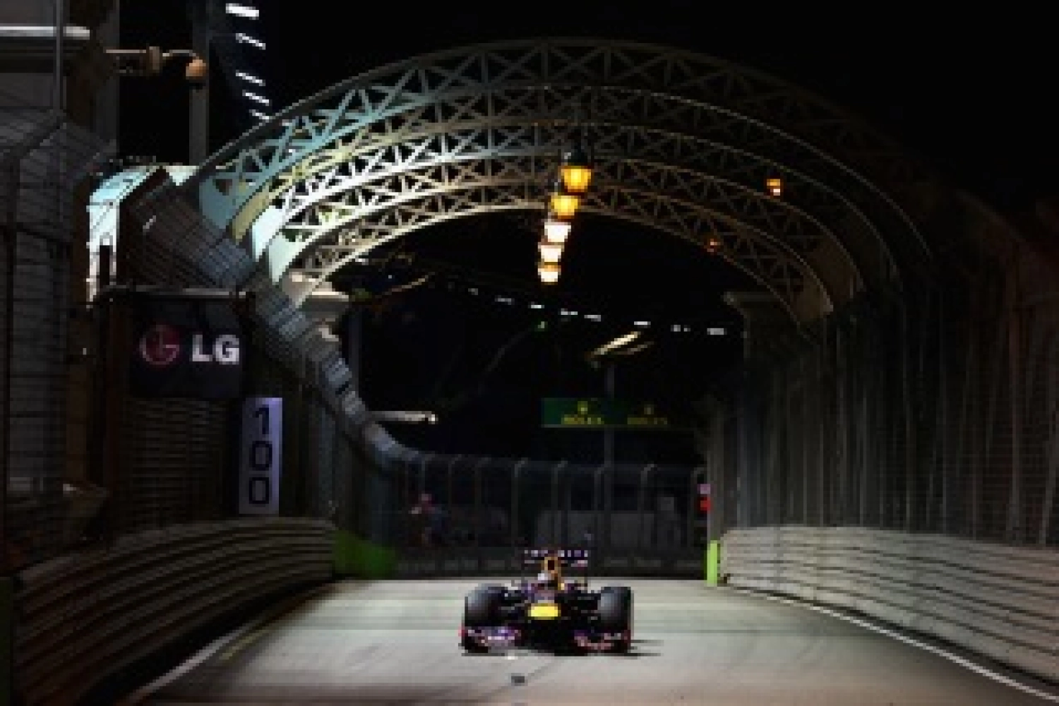 Dimanche : Vettel s&rsquo;envole encore une fois vers la victoire pour Red Bull