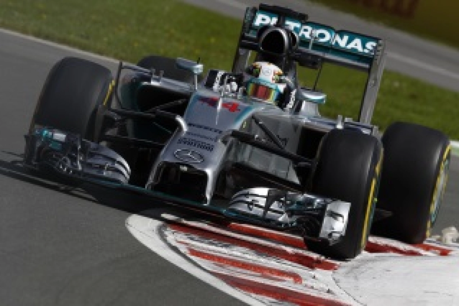 Russie – Qualifications : Hamilton domine Rosberg, Bottas proche de l&rsquo;exploit