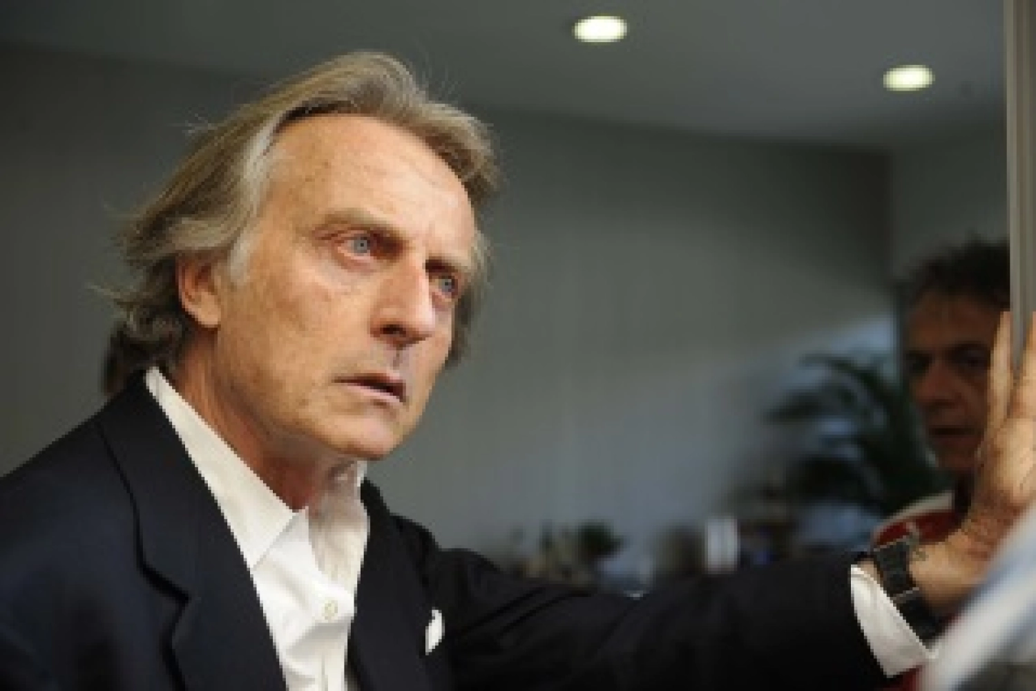 Di Montezemolo : Les pilotes de F1 conduisent comme des chauffeurs de taxi