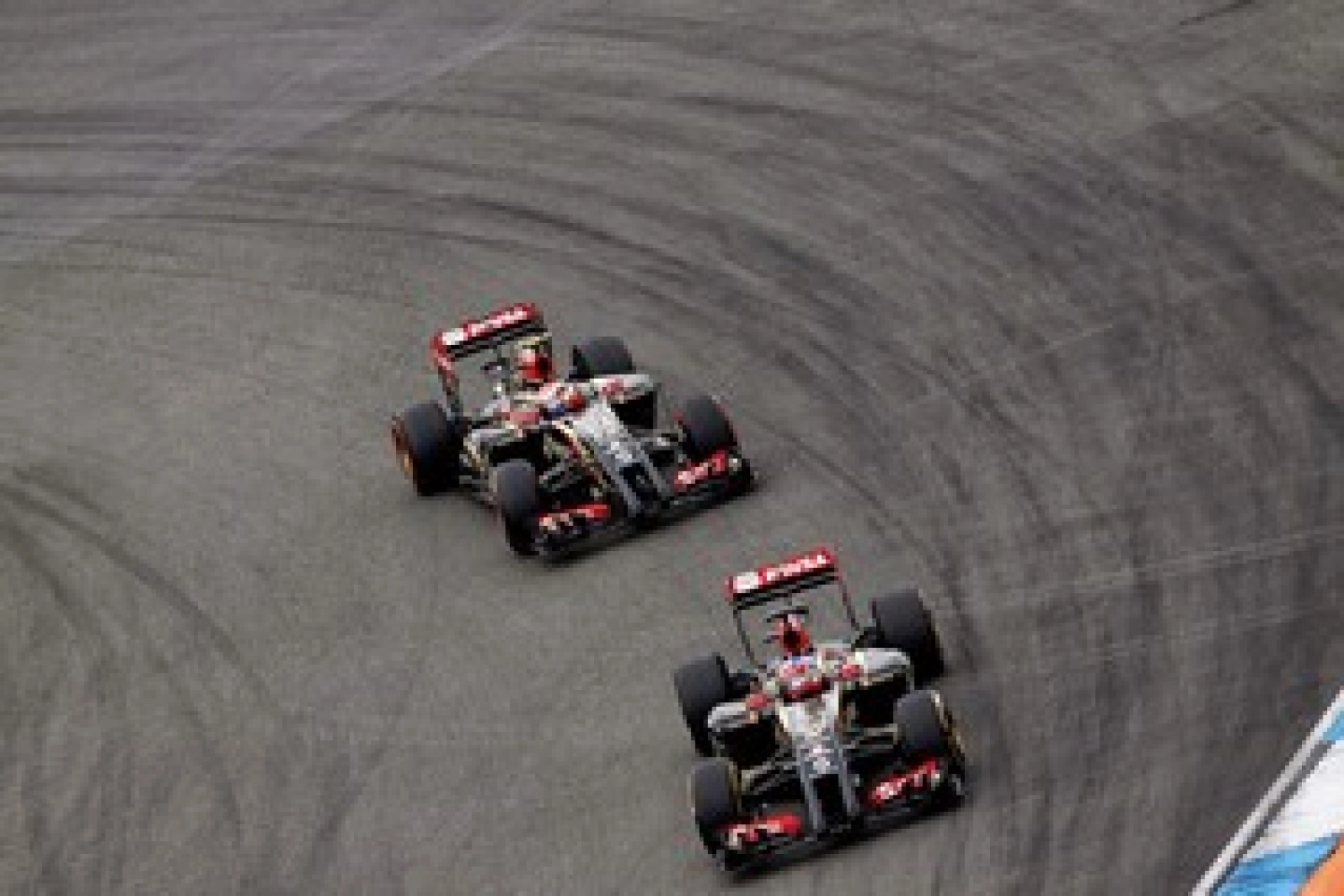 Dimanche : Le calvaire continue pour Lotus F1