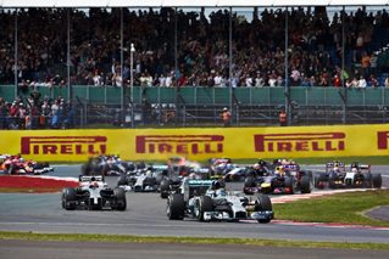 Difficultés financières en F1 : vers la mise en place de voitures clientes ?