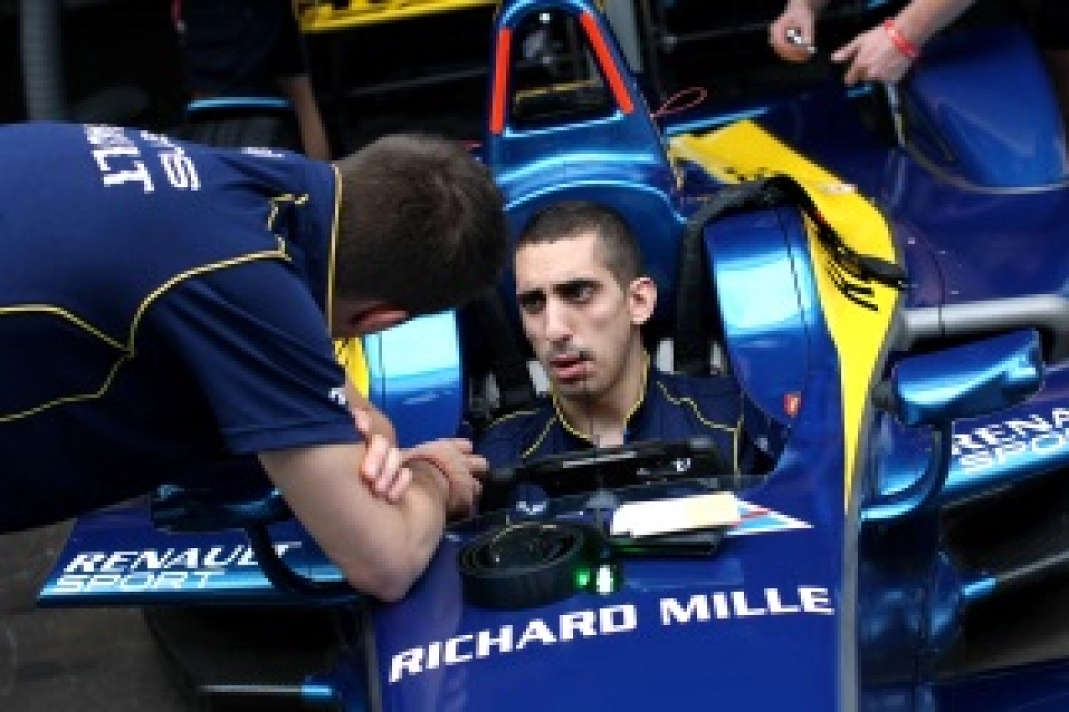 Officiel : Buemi pénalisé à Long Beach, la pole pour Abt