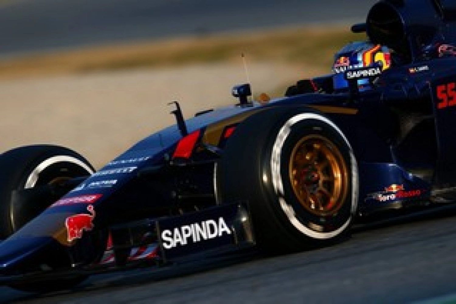 Essais Barcelone I – Jour 4 (matin) : Sainz en tête, accident pour Alonso