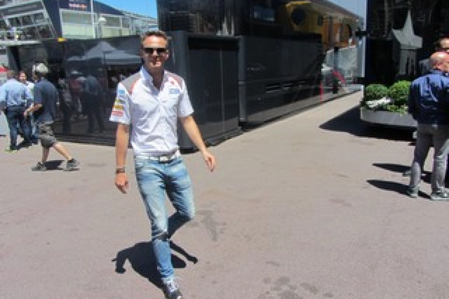 GP d&rsquo;Australie : Van der Garde l’emporte contre Sauber F1 et pourrait courir à Melbourne
