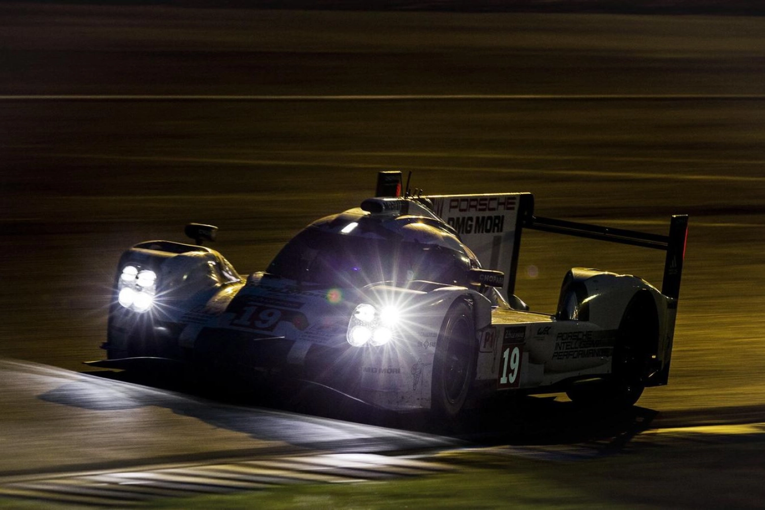 24 heures du Mans – Dimanche Matin : Après la nuit, avantage pour Porsche : Nico Hülkenberg en route vers la victoire ?