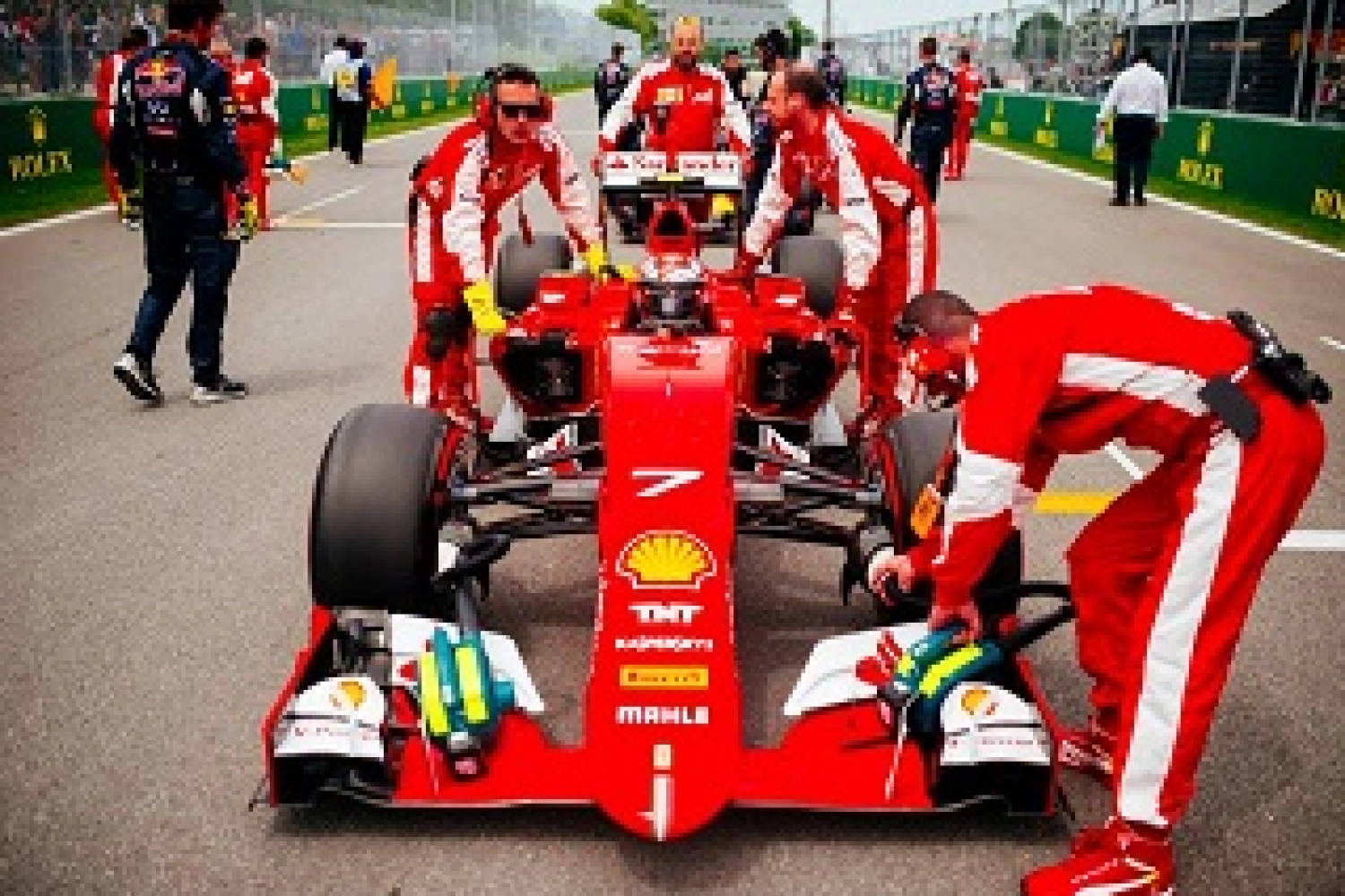 La cause du tête à queue de Raikkonen identifiée par Ferrari