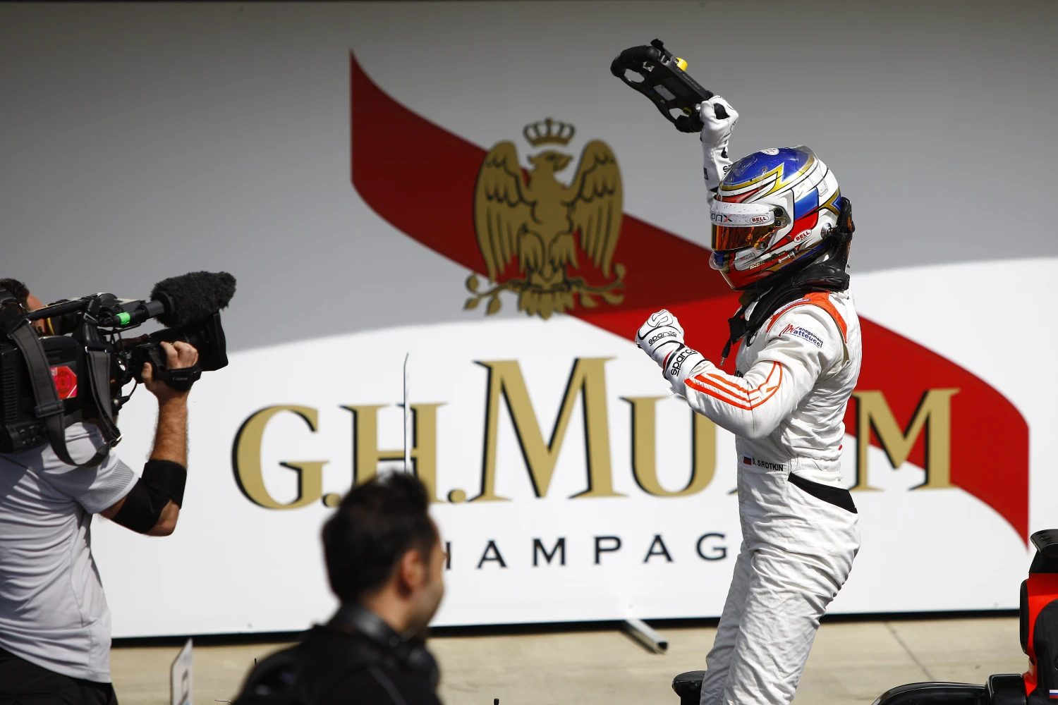 Course – GP2 : Sergey Sirotkin transforme sa pole position en victoire