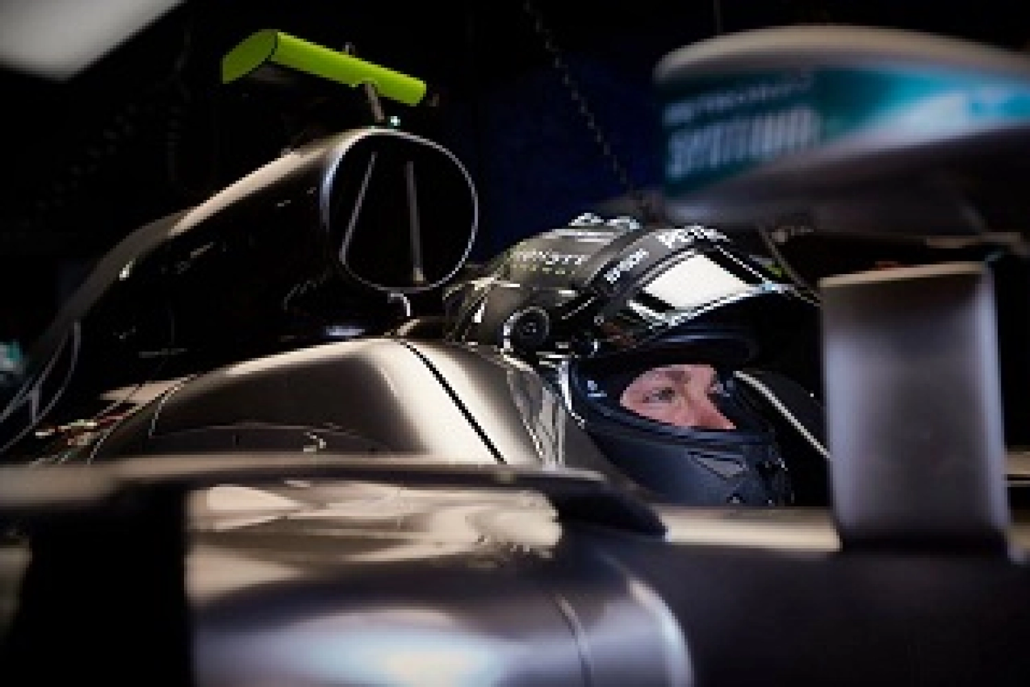 Singapour – Essais Libres 2 : Rosberg en tête ; Raïkkönen, Verstappen et Ricciardo dans un mouchoir de poche