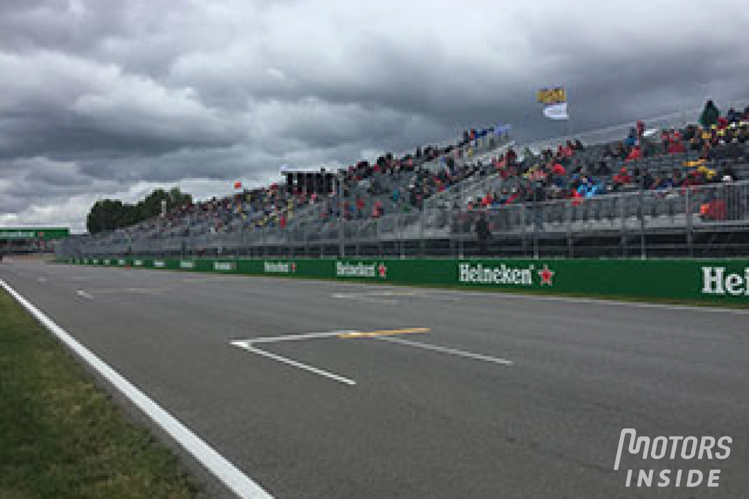 Le circuit Gilles Villeneuve se dote d&rsquo;une tribune couverte
