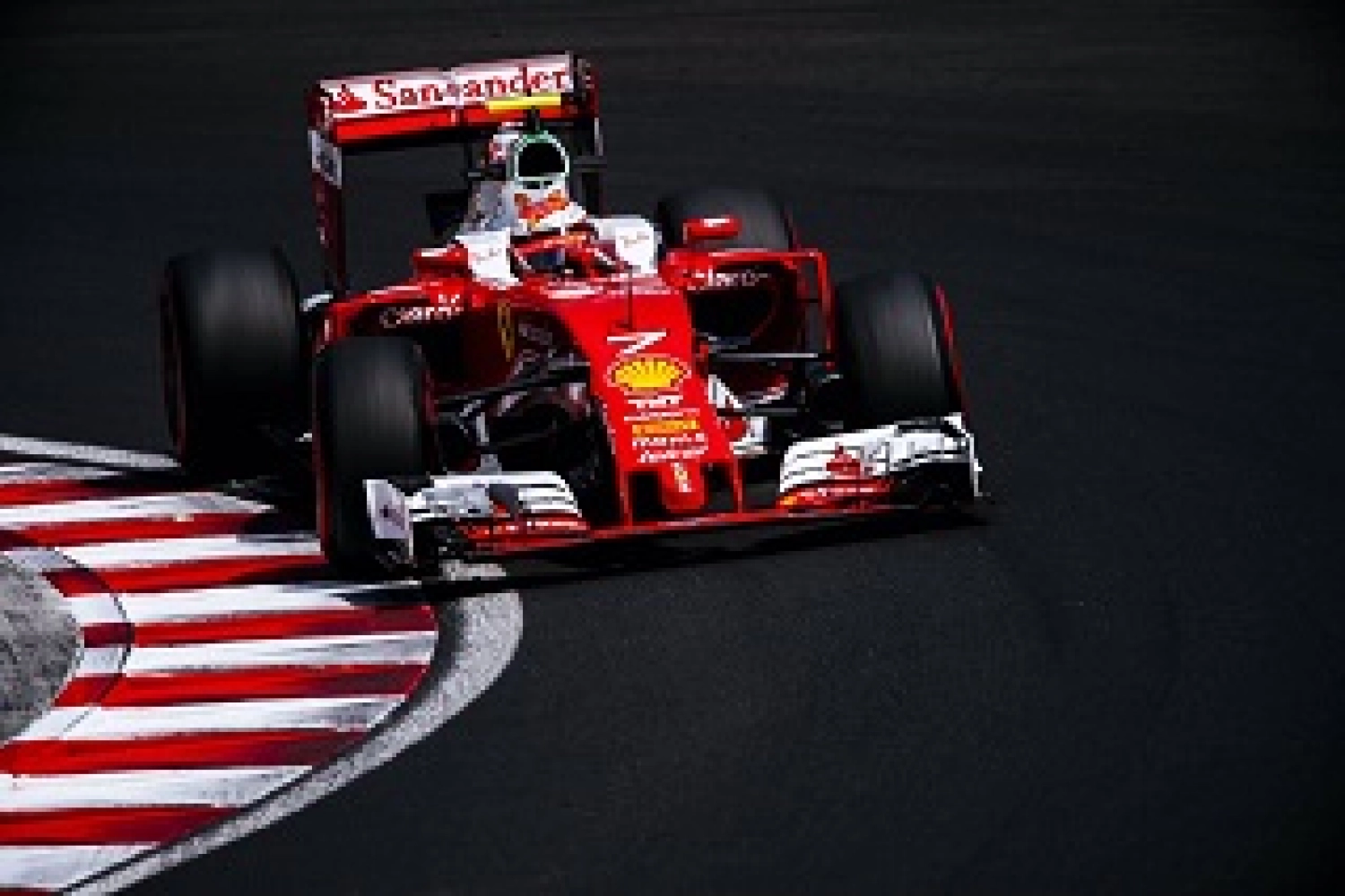 Raikkonen : La manœuvre de Verstappen "n&rsquo;était pas correcte".