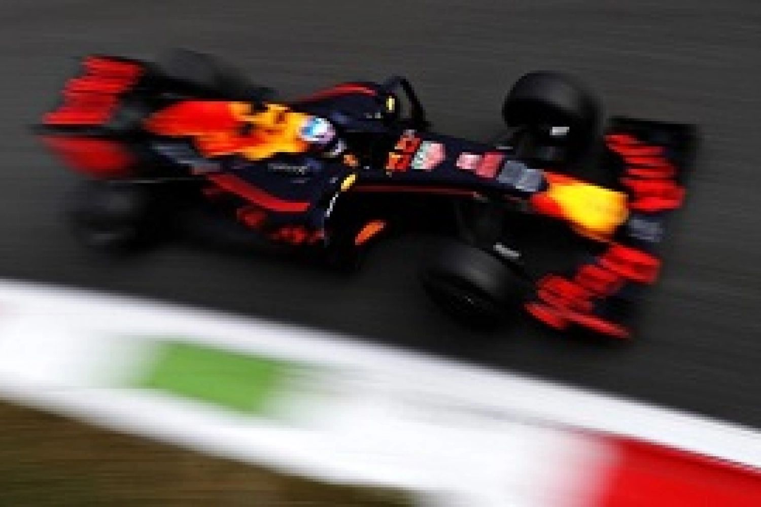Red Bull doit s&rsquo;avouer vaincu par Ferrari