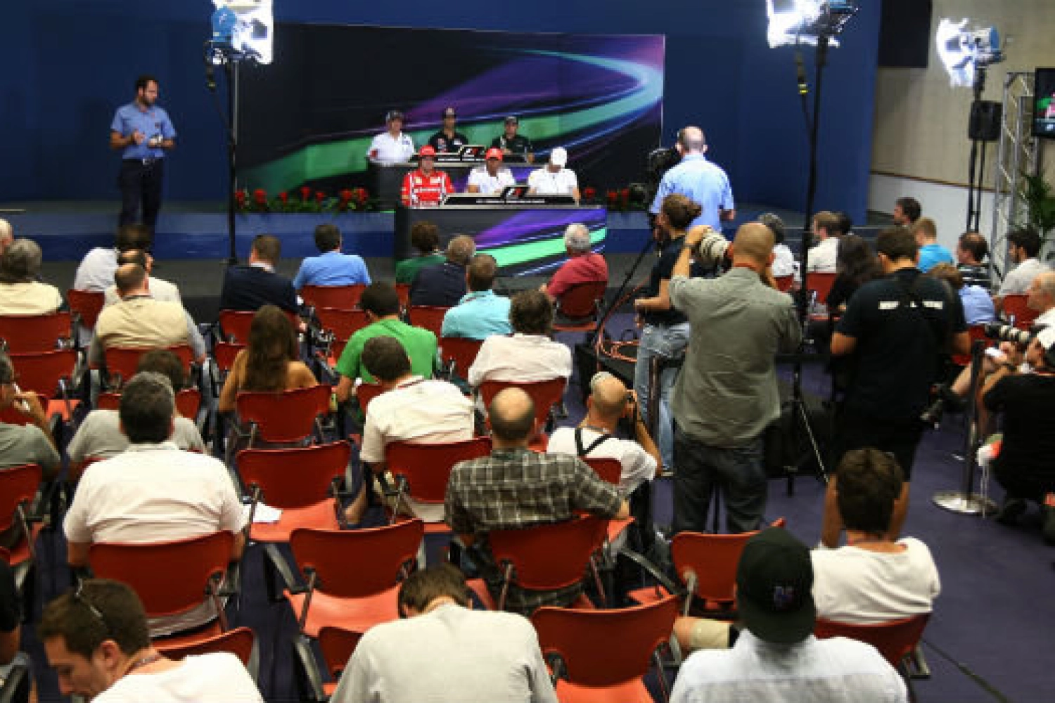 Amis lecteurs, prenez la plume : à vous de jouer !