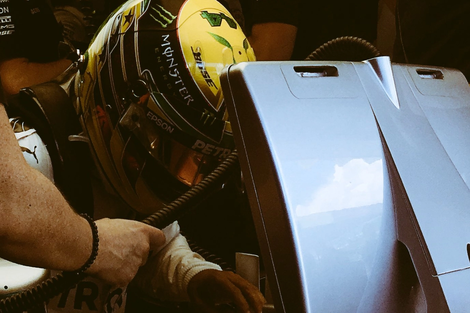 Brésil – Essais Libres 2 : Hamilton confirme sa forme mais Rosberg n&rsquo;est qu&rsquo;à un souffle