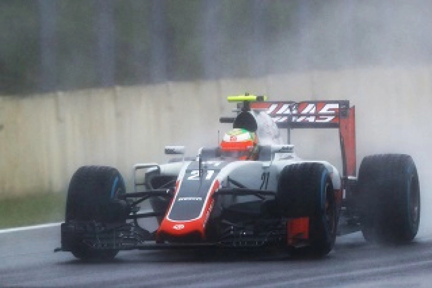 La FIA vote pour les départs arrêtés sous la pluie