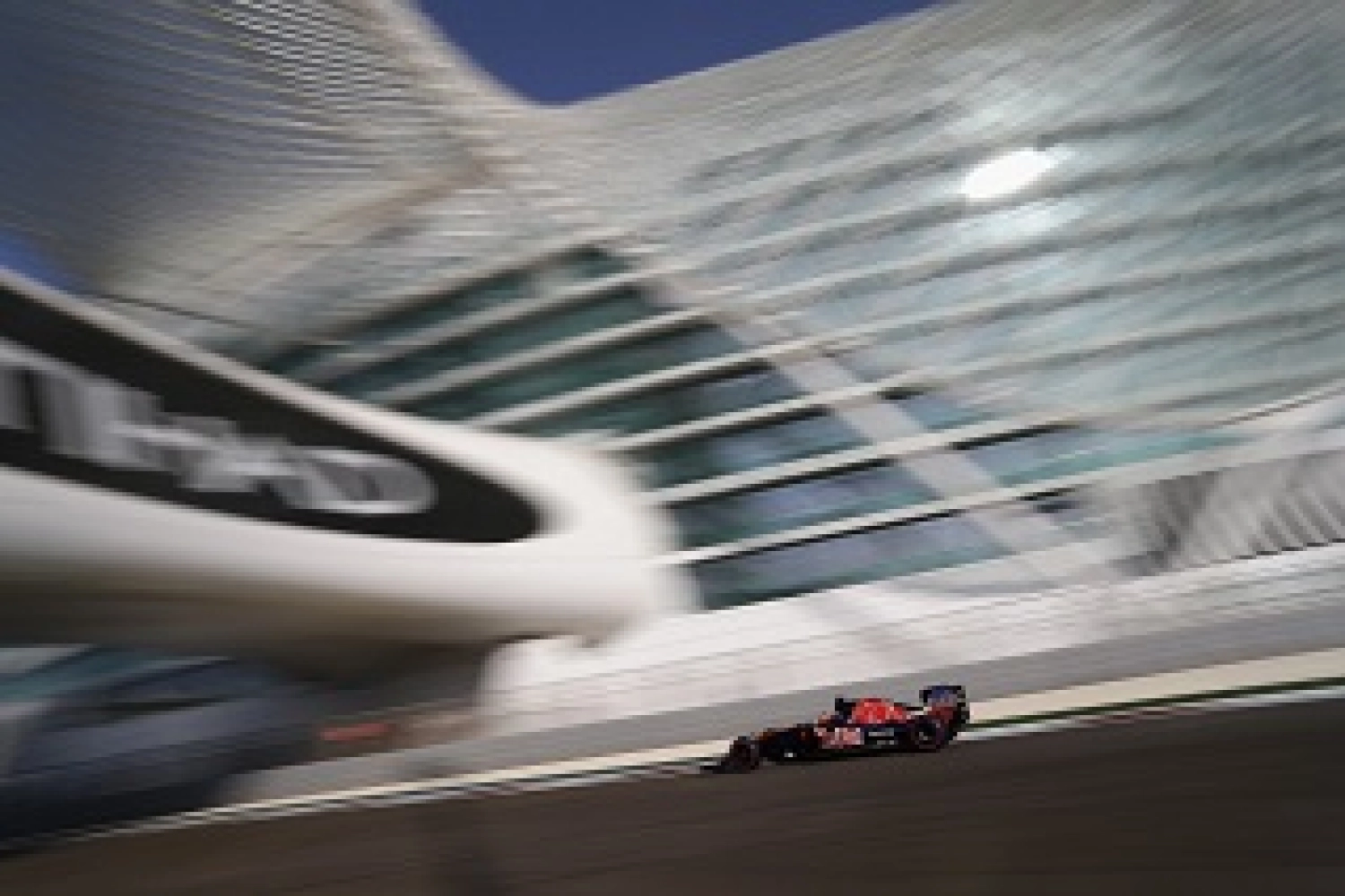 Toro Rosso : Un double abandon pour clôturer la saison