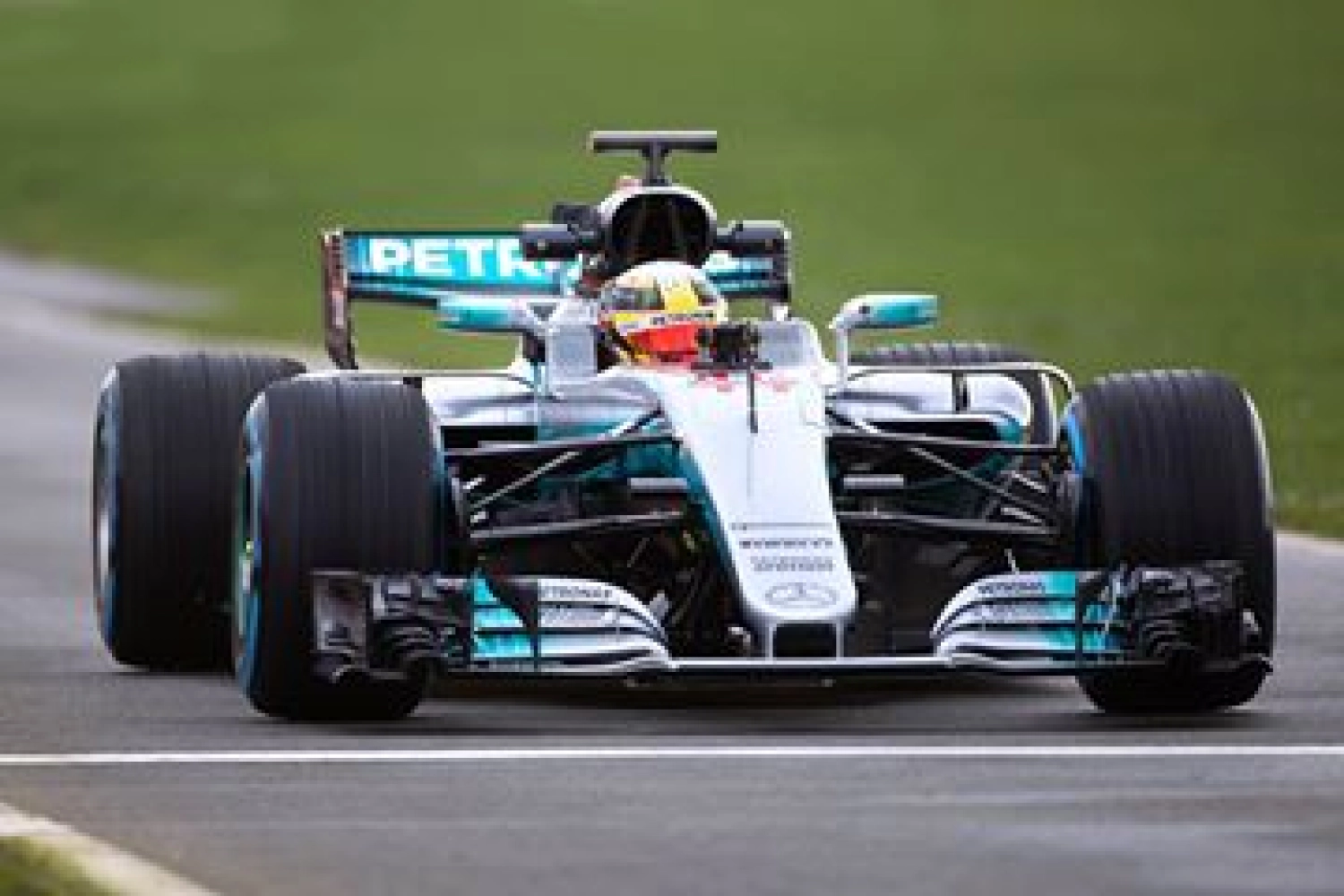 Une W08 très aboutie selon Hamilton, ambition mesurée pour Wolff