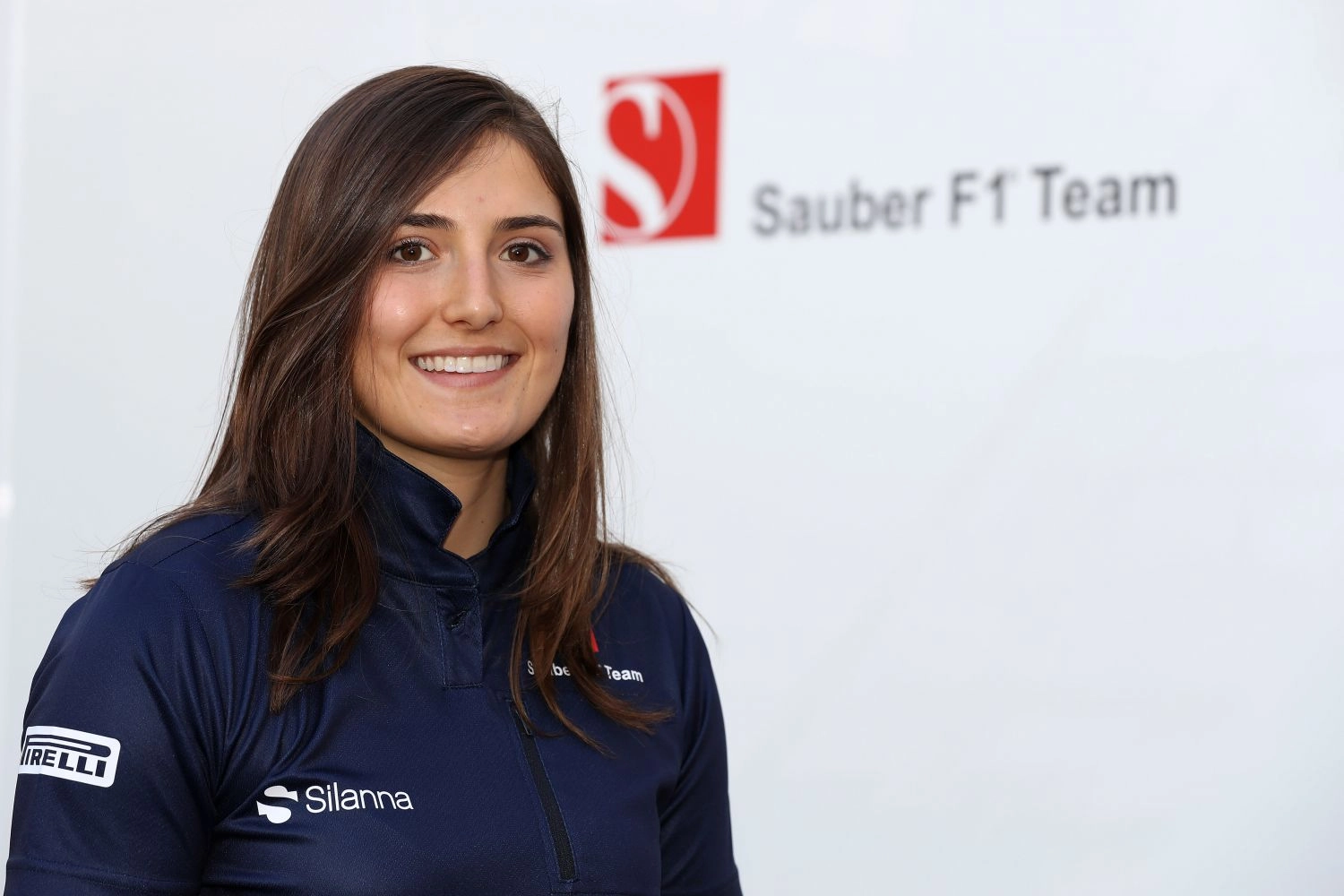 Tatiana Calderon marque l&rsquo;histoire du sport automobile féminin