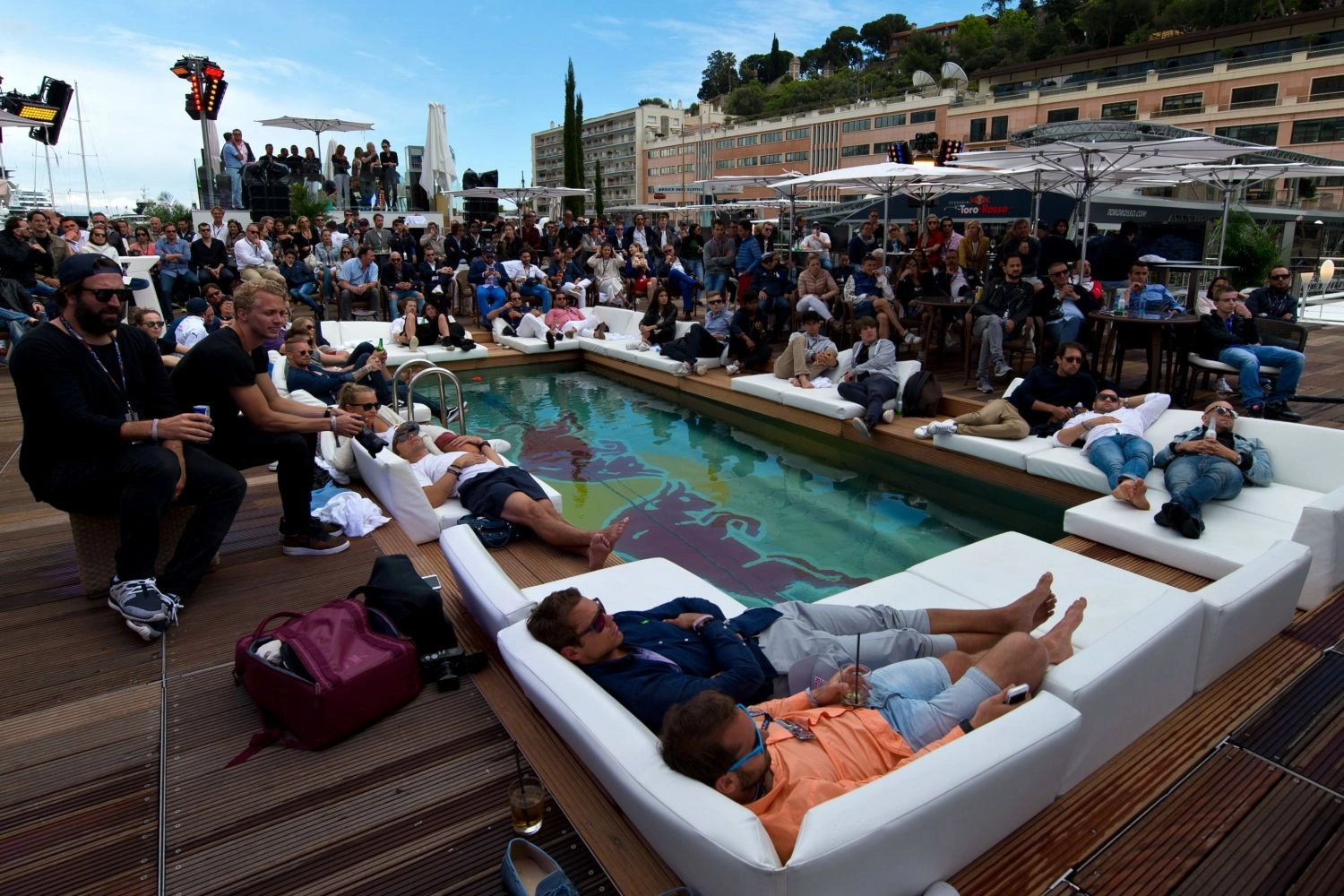 Red Bull fait gagner 10 places pour son Energy Station de Monaco