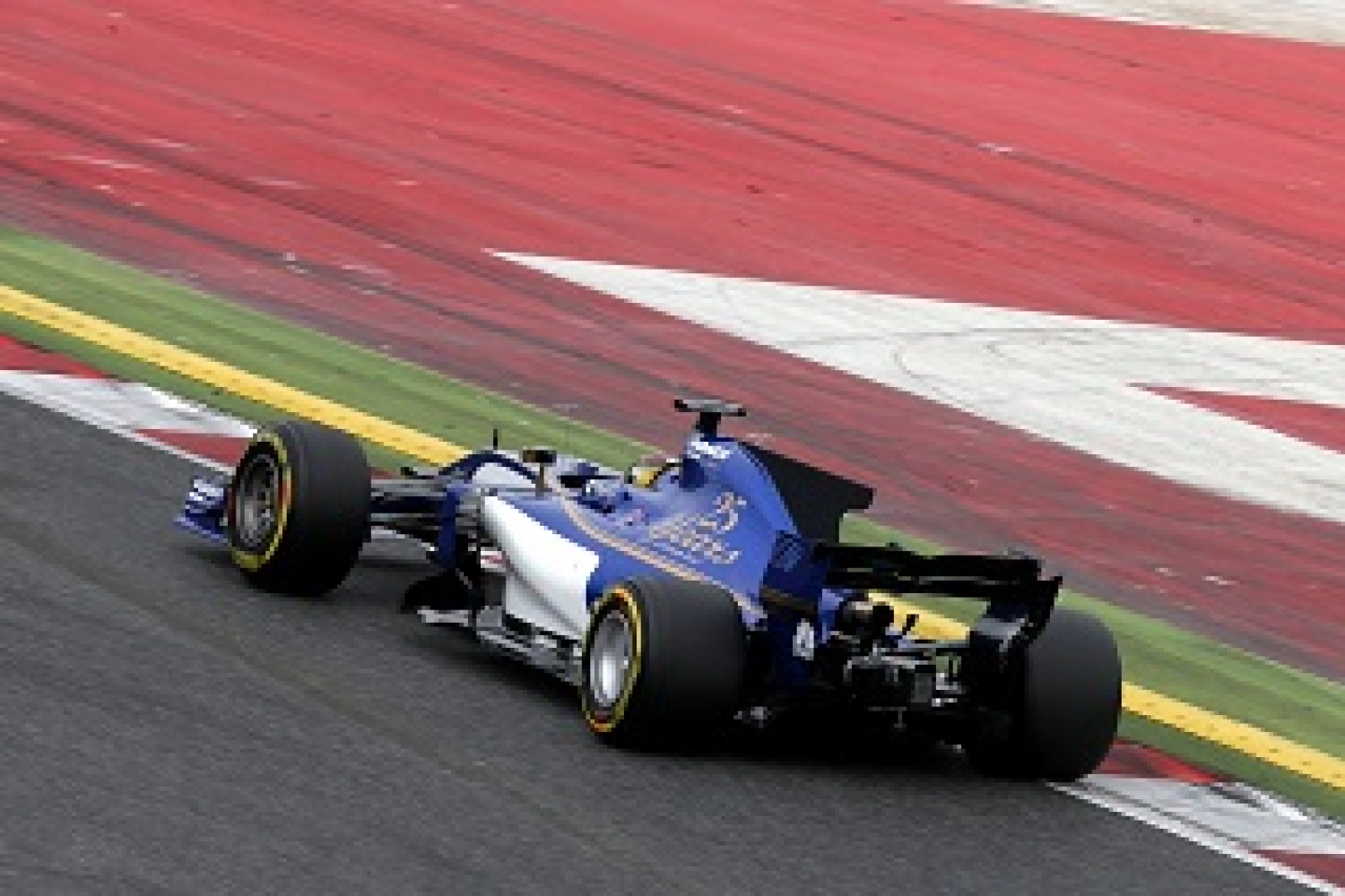 Sauber arrive avec un nouveau fond plat à Monaco