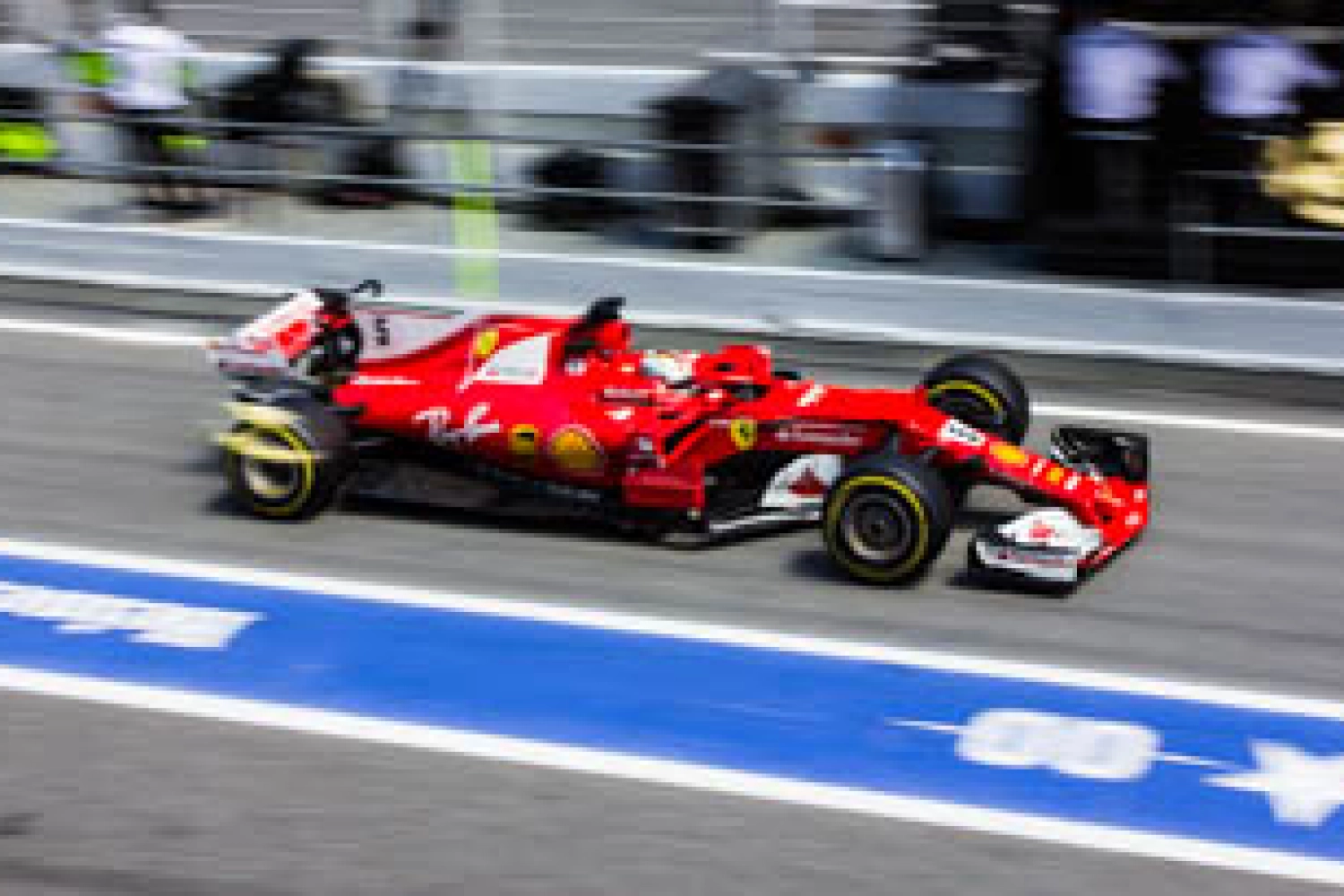 Une journée pas de tout repos pour Ferrari