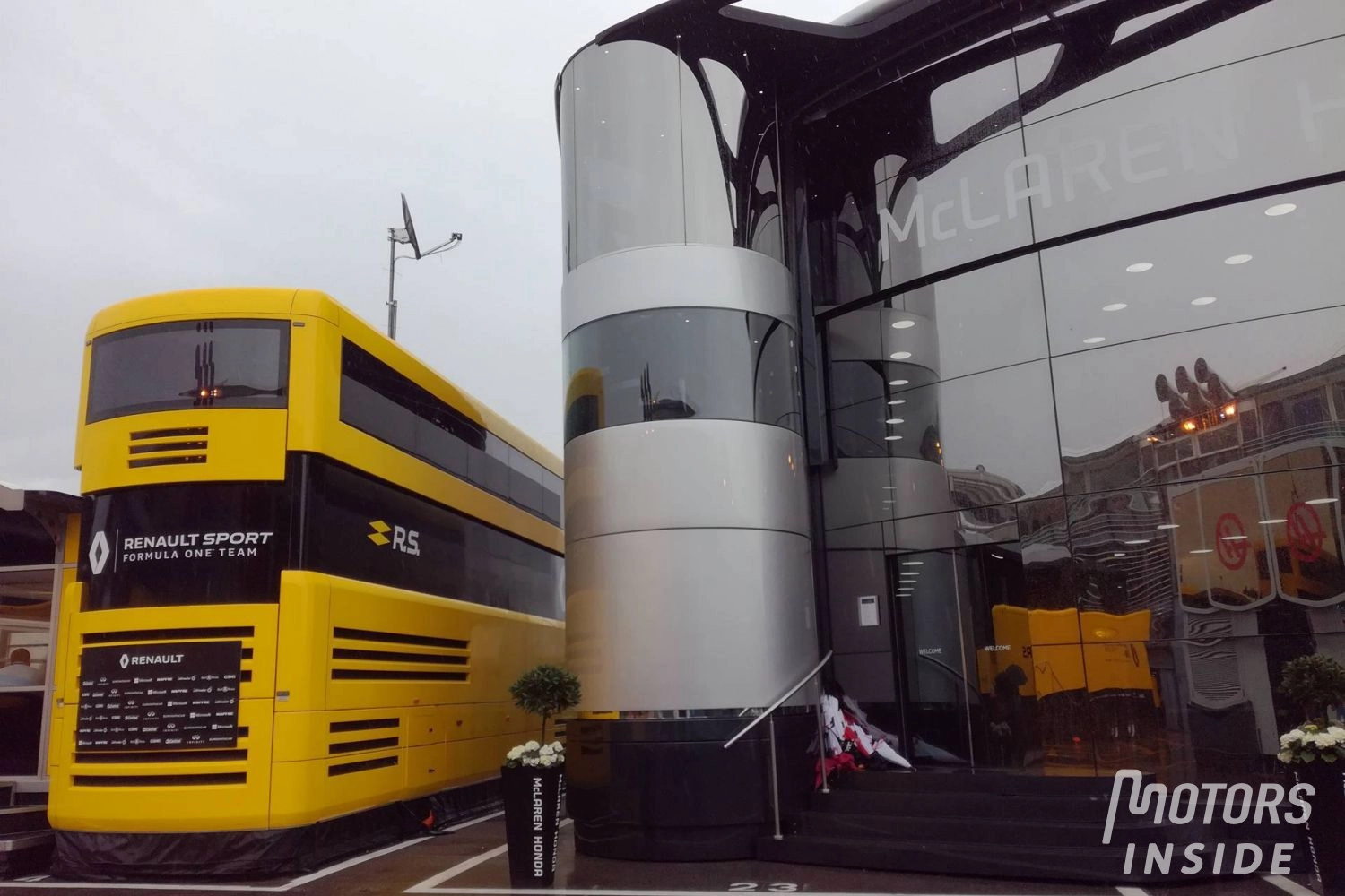 Un Alonso " loyal " prêt à rester chez Mclaren : le point sur un grand jeu de dominos