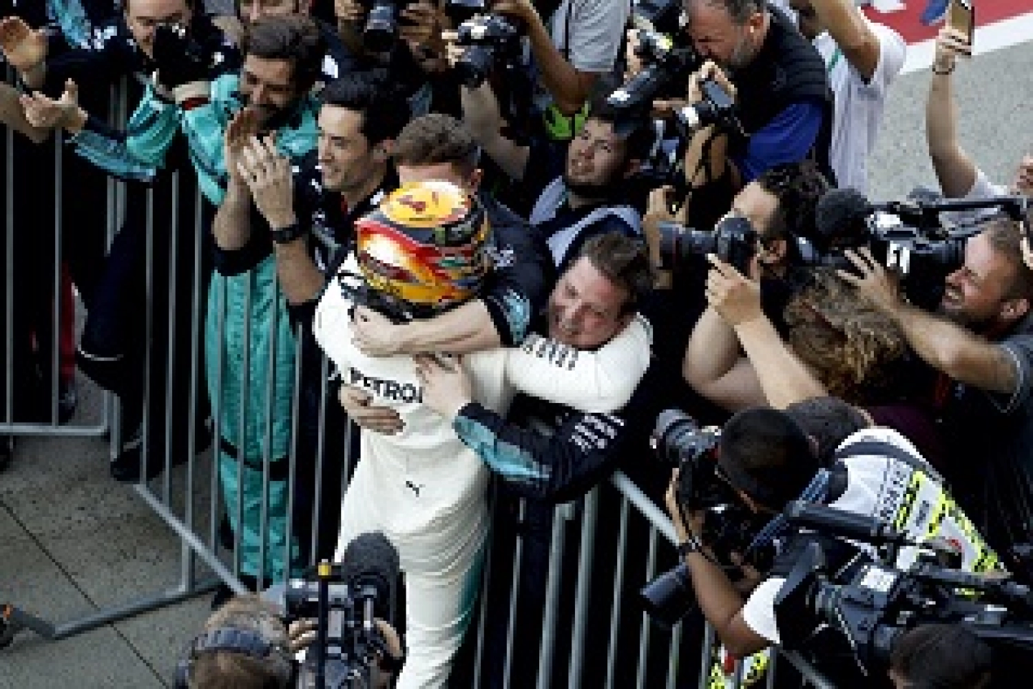 Une victoire pas si facile pour Hamilton et Mercedes