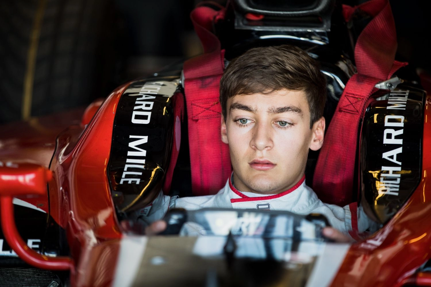 George Russell s&rsquo;attaque à la F2 avec ART Grand Prix