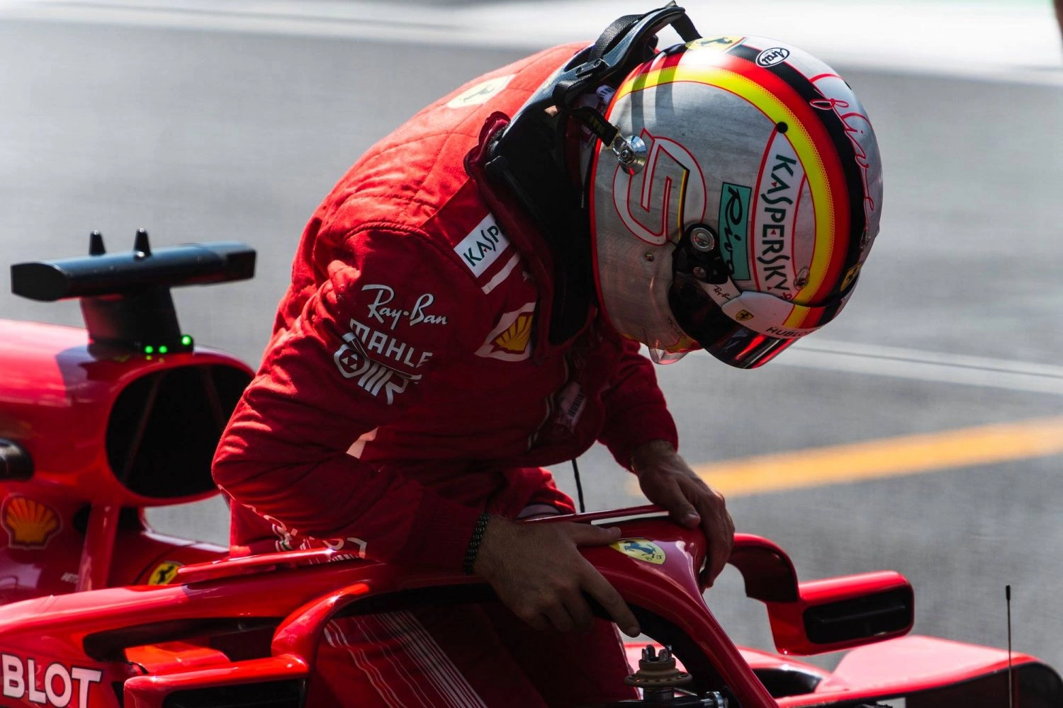 "Petite erreur" et "grosse déception" pour Vettel après son crash !