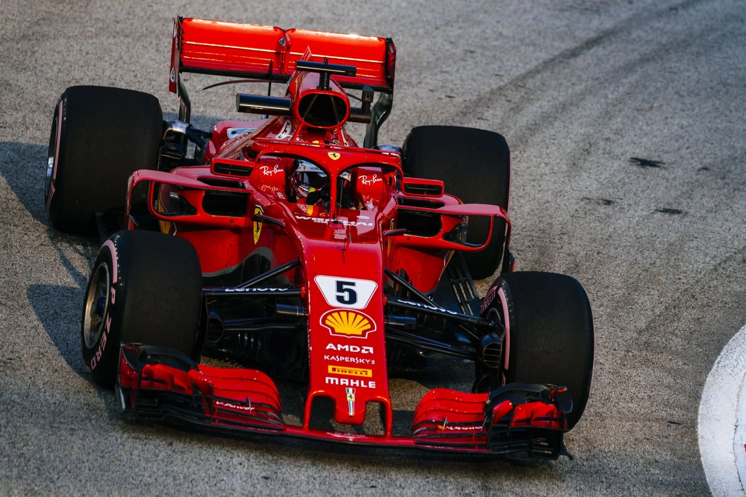 Singapour – Course : Sebastian Vettel vainqueur, doublé Ferrari !