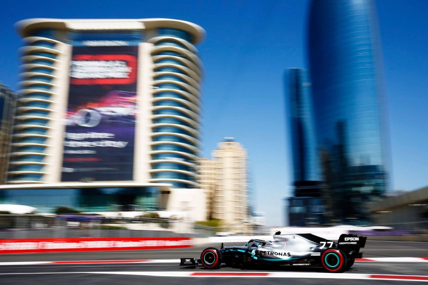 Azerbaïdjan – Qualifications : la surprise Bottas, la déception Leclerc !