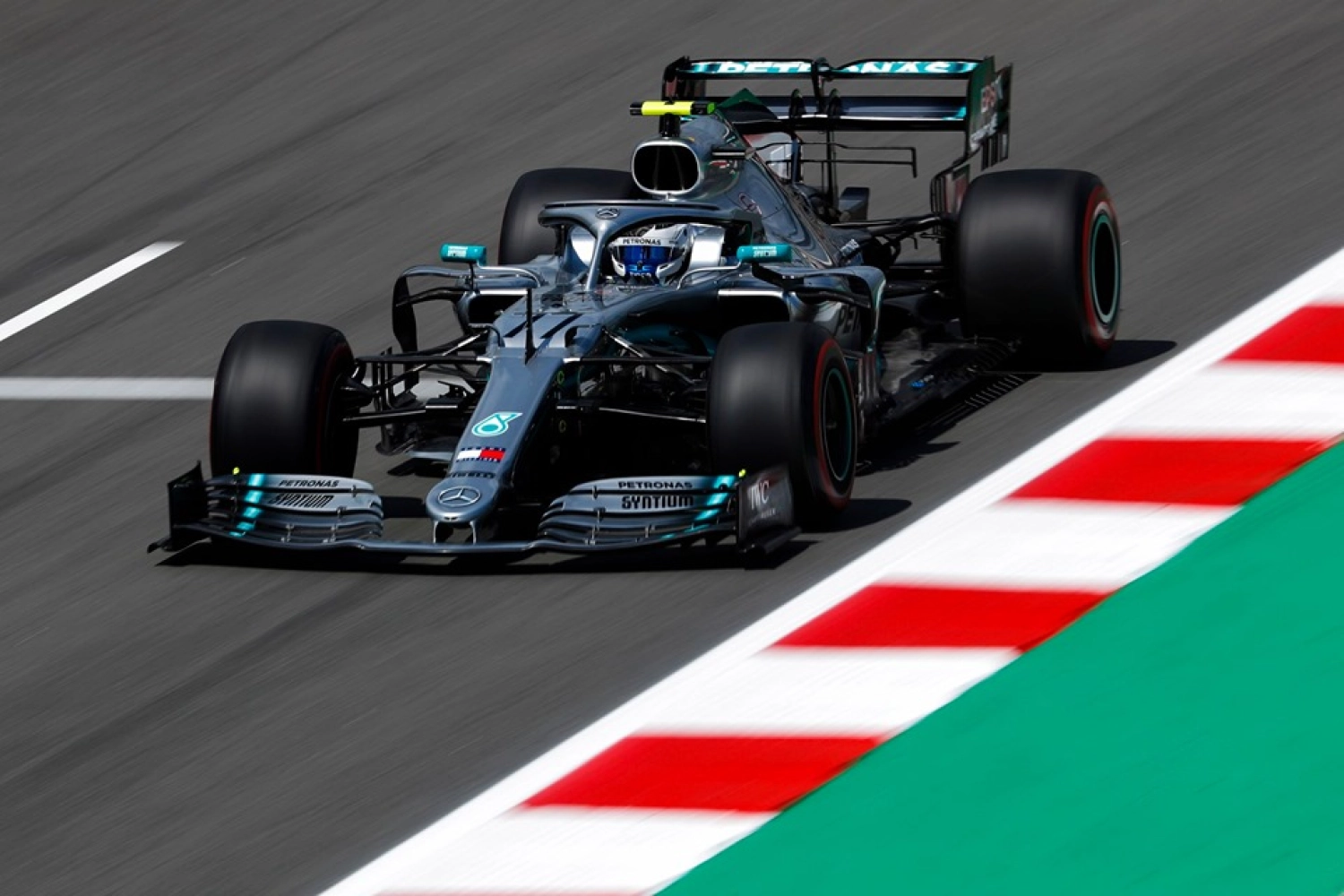 Espagne – Qualifications : Bottas sur un nuage, Ferrari six pieds sous terre