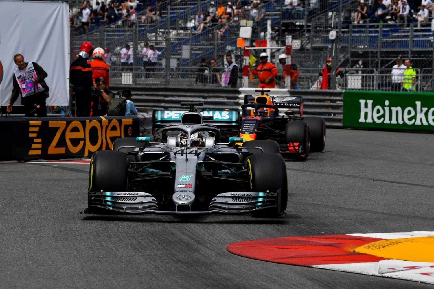 Monaco – Course : Hamilton dompte Verstappen !