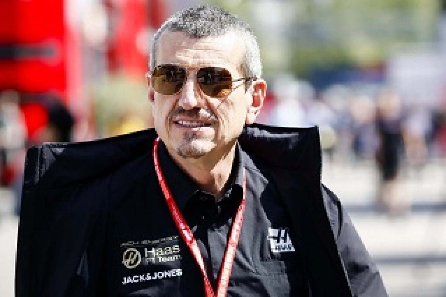 Günther Steiner : Racing Point « devrait réfléchir avant de parler »