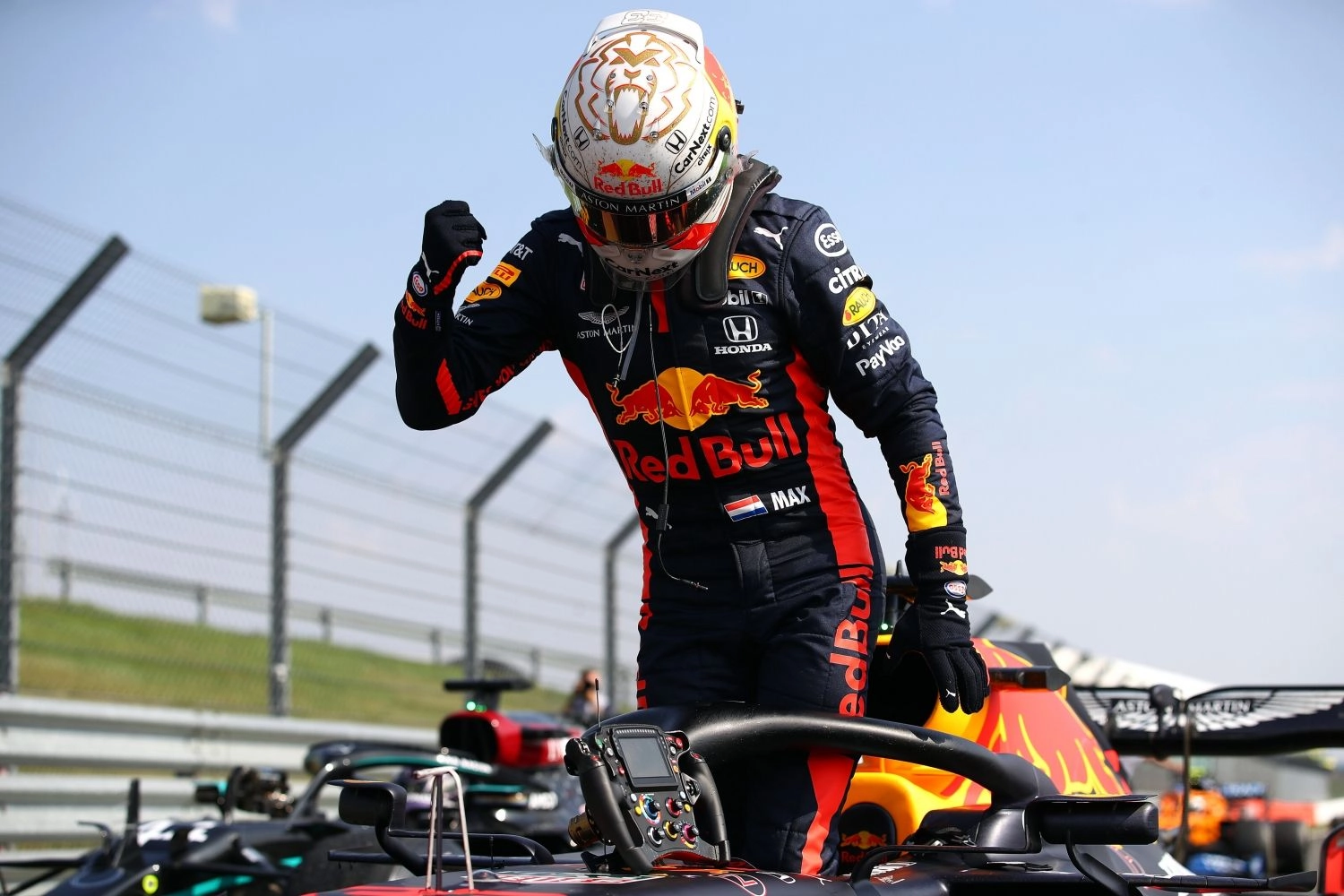 Grand Prix des 70 ans – Course : Max Verstappen plus fort que Mercedes