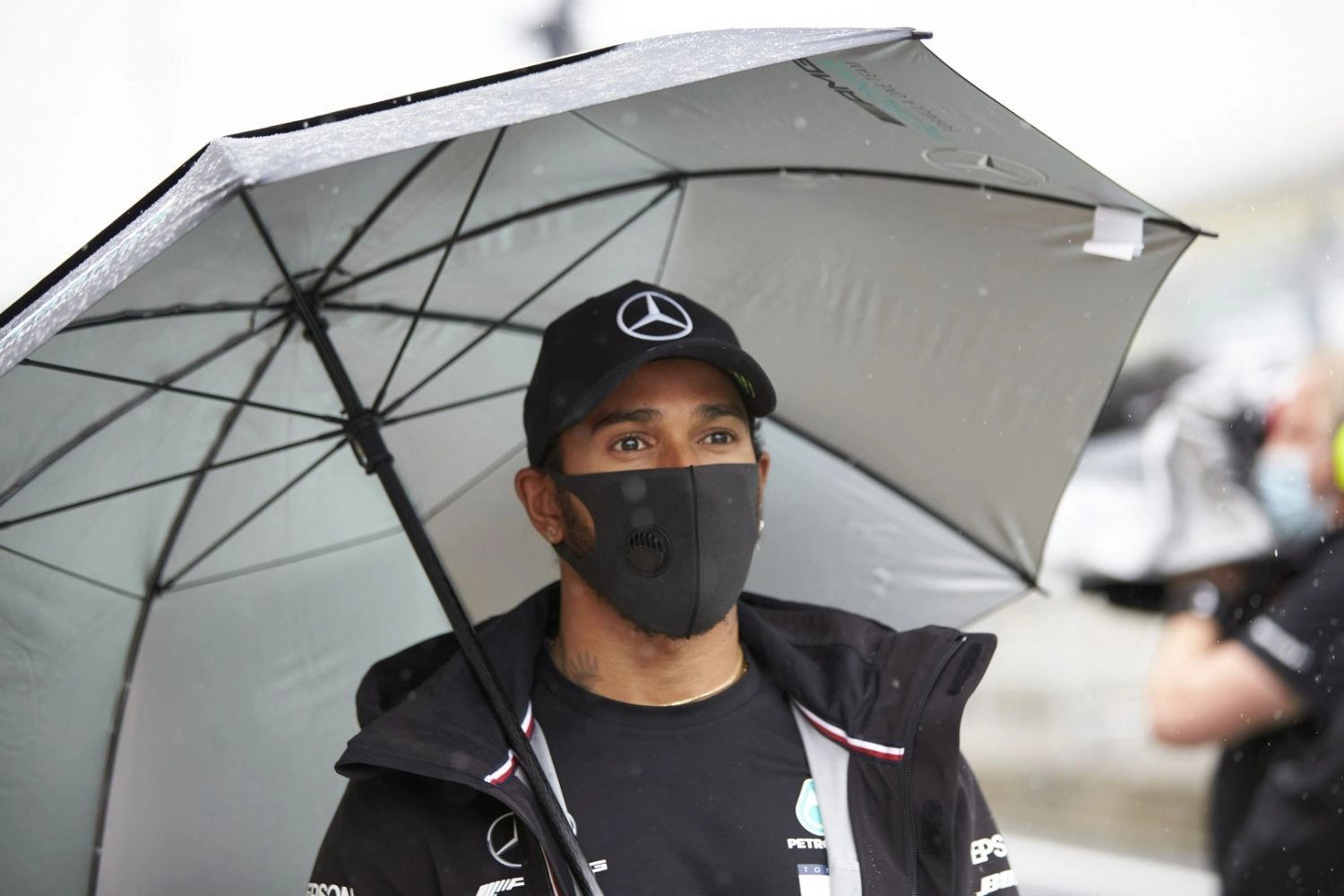 Hamilton récupère ses points de superlicence, amende pour Mercedes !