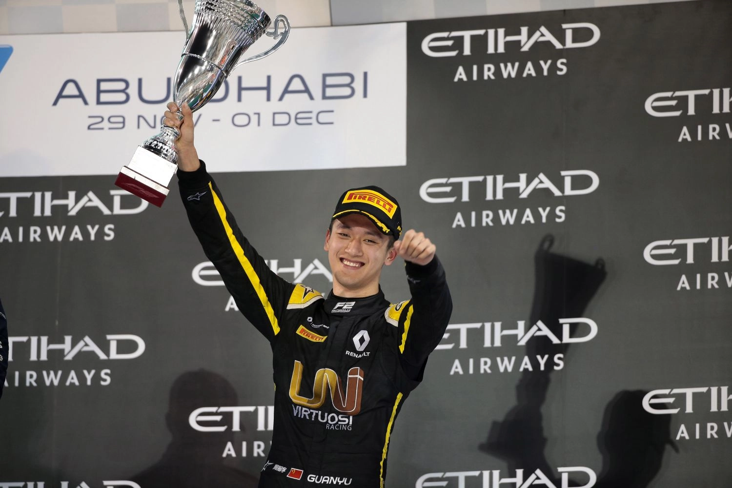 Guanyu Zhou sacré champion de F3 Asia ! Pierre-Louis Chovet le seconde