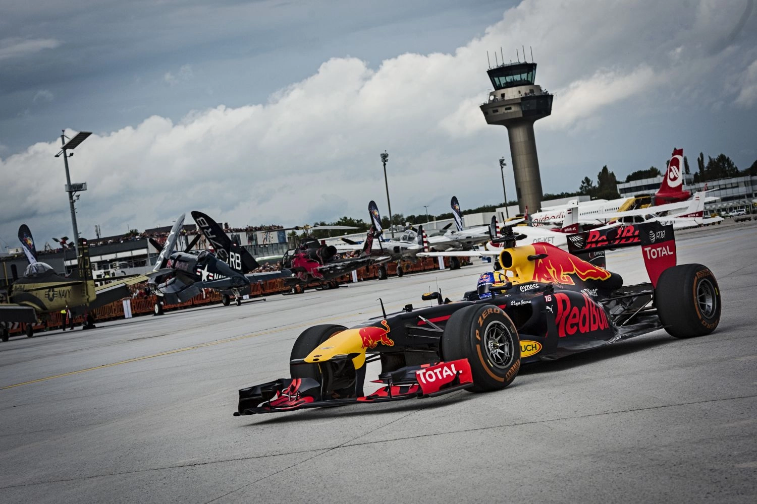 Liam Lawson pour la première fois au volant d&rsquo;une F1 à Goodwood