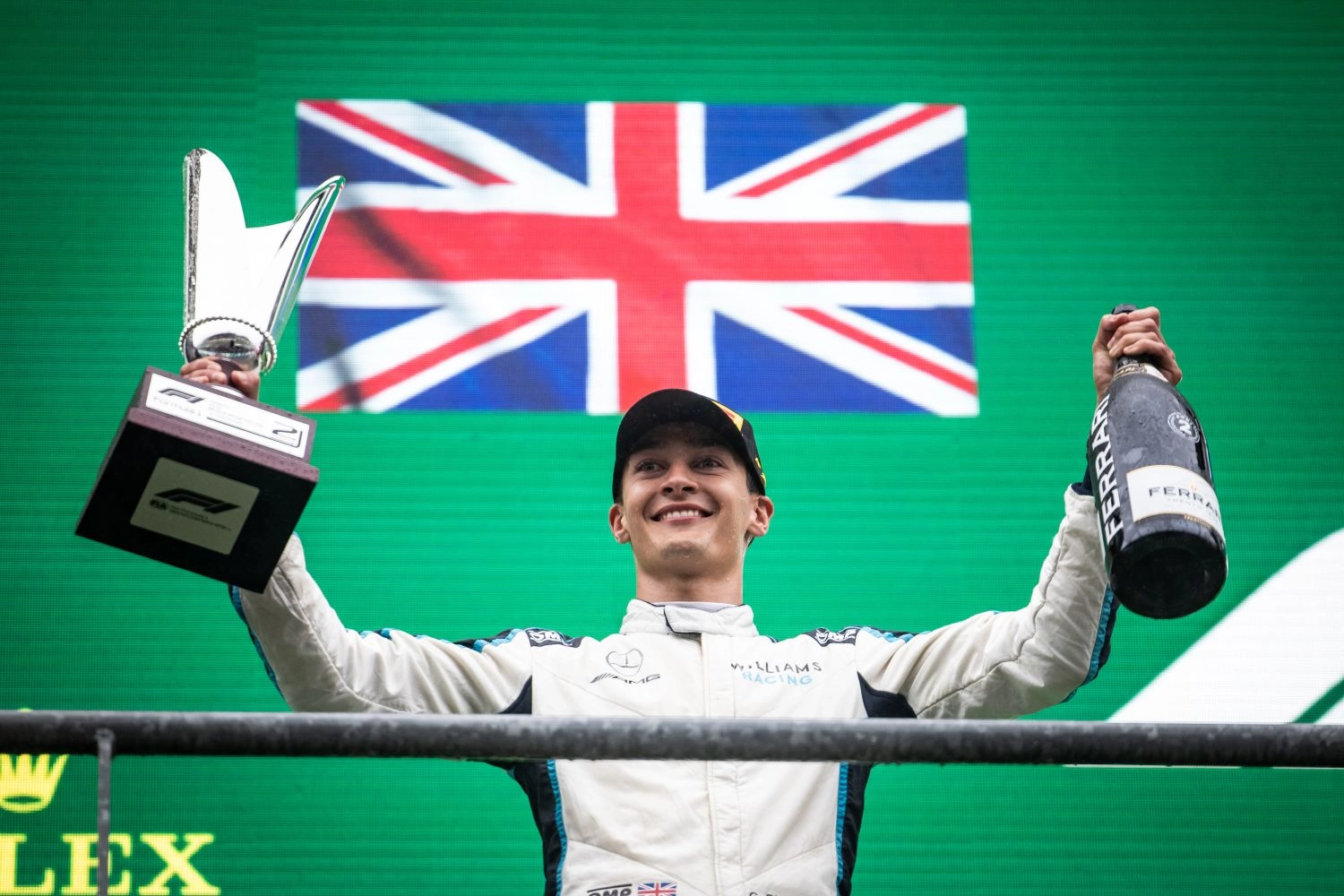 Hamilton souhaite que Russell soit le prochain champion Britannique