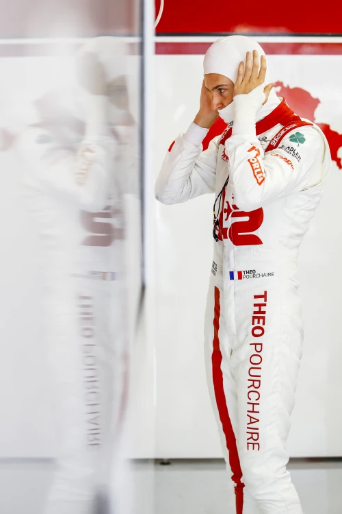 Pirelli tests les pneus 18" avec McLaren, Mercedes, Ferrari et Alfa Roméo