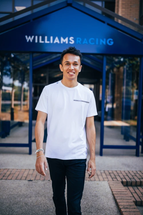 Williams Racing officialise Albon et Latifi comme pilotes pour 2022