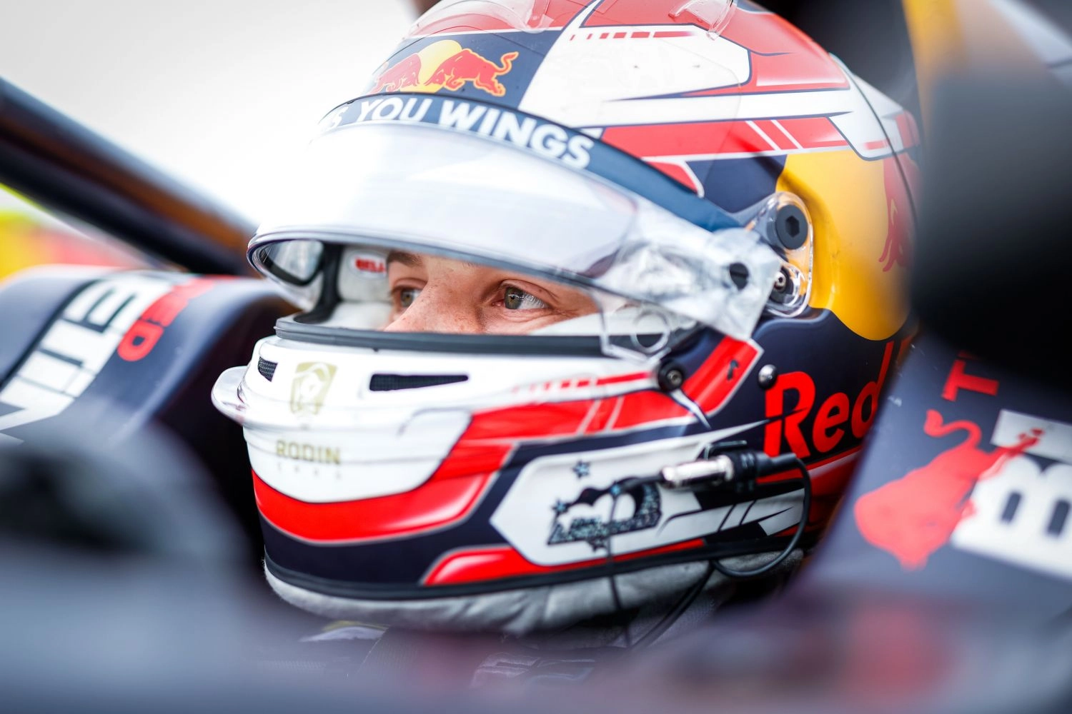 Liam Lawson se prépare pour Abou Dhabi