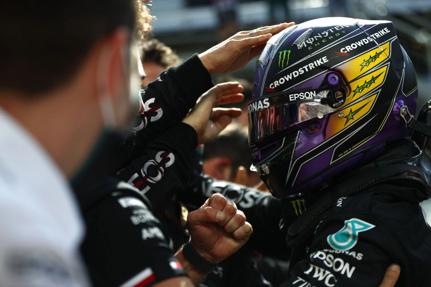 Lewis Hamilton "Pilote du jour" à São Paulo