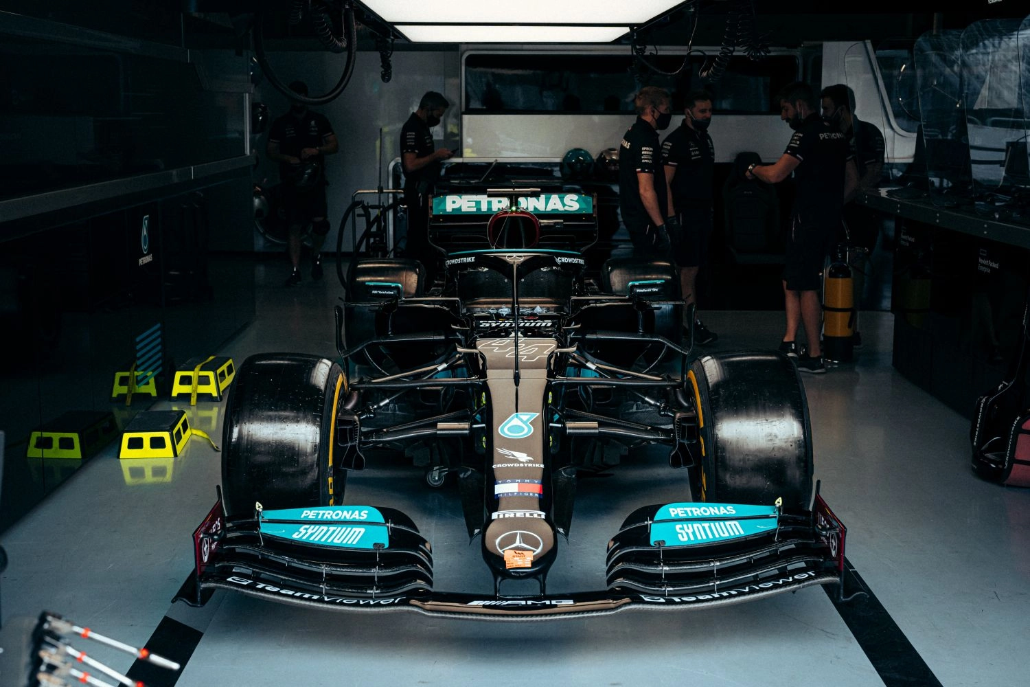 La Mercedes d&rsquo;Hamilton en sursis de pénalité à São Paulo