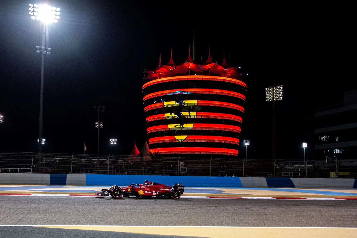 Grand Prix de Bahreïn – Course : Leclerc et Ferrari imbattables