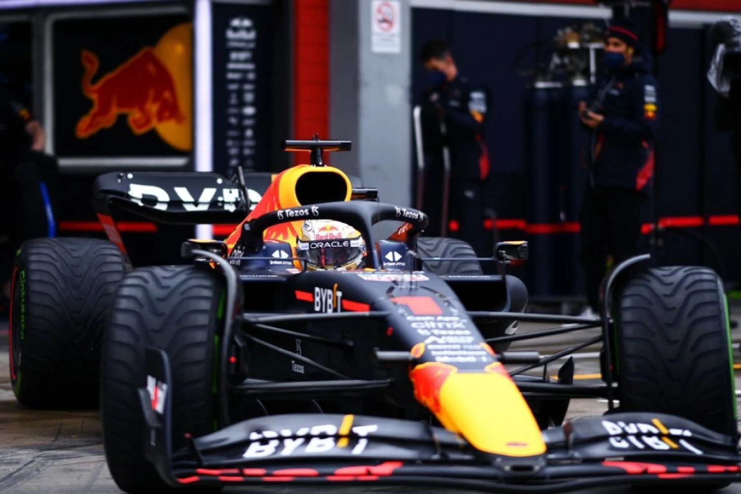 Nouveau moteur pour Perez et Verstappen