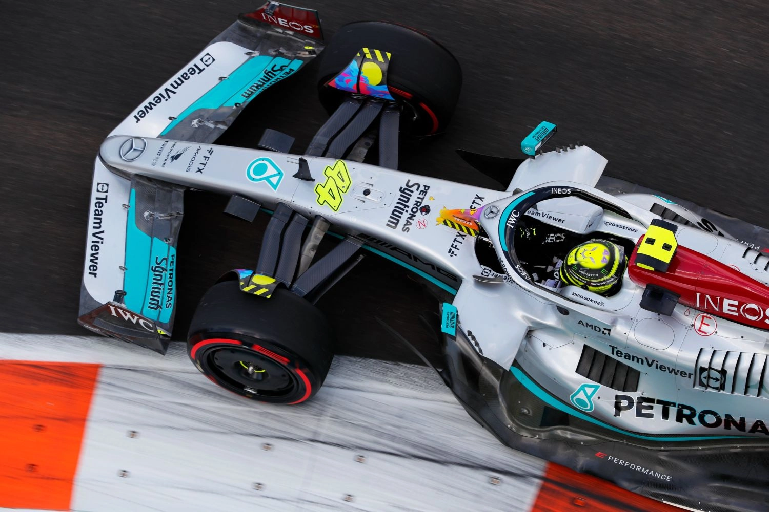 La Mercedes ne s&rsquo;est pas améliorée en cinq courses pour Hamilton