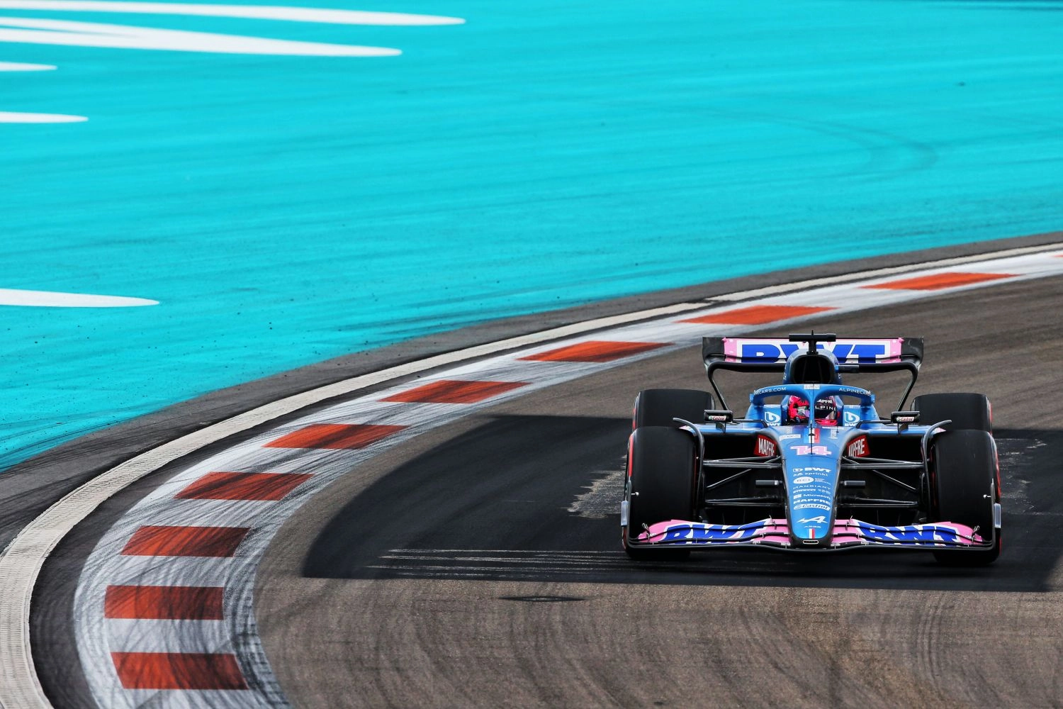 Alonso sort des points après une deuxième pénalité