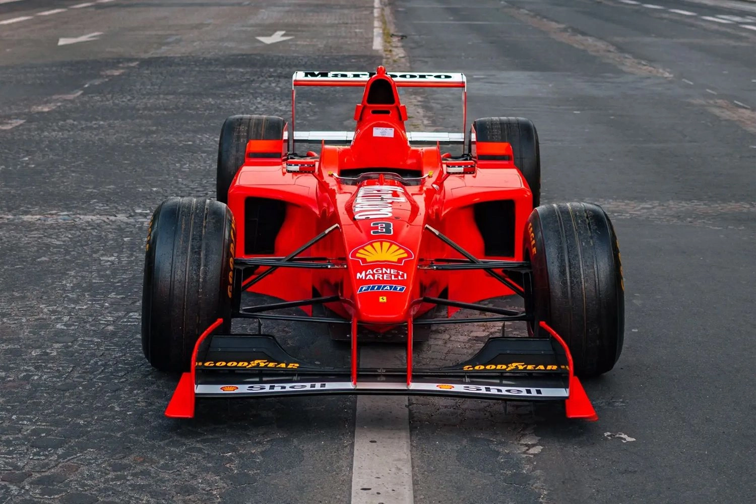 La Ferrari F300 de Schumacher vendue à la hauteur des espérances