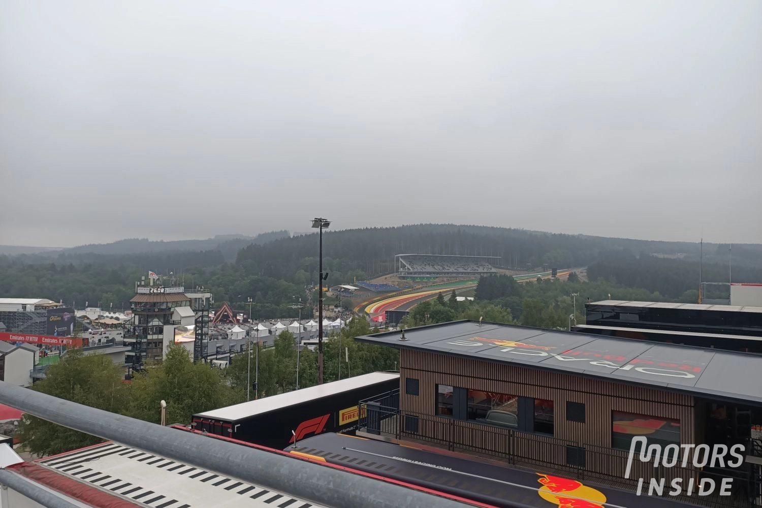 La pluie s&rsquo;invite à Spa Francorchamps